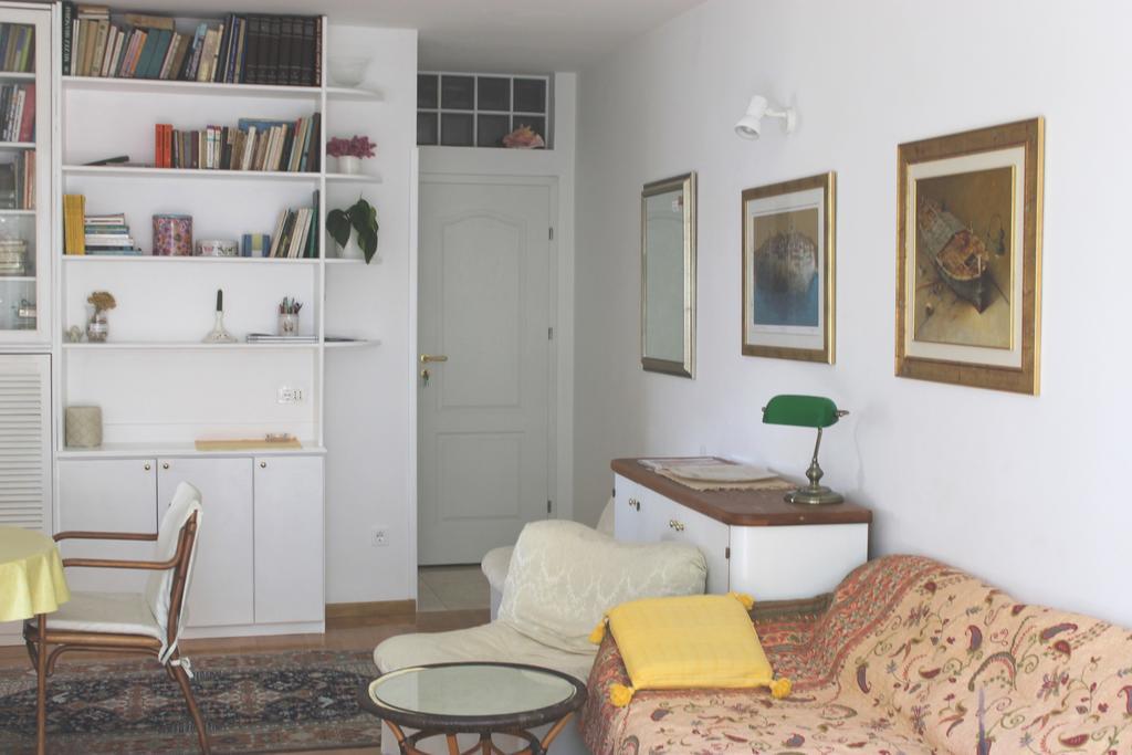Bianca Beach Apartments Сплит Экстерьер фото